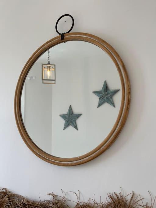 Top Deck - Fresh, Stylish Seaside Apartment Ventnor Bagian luar foto