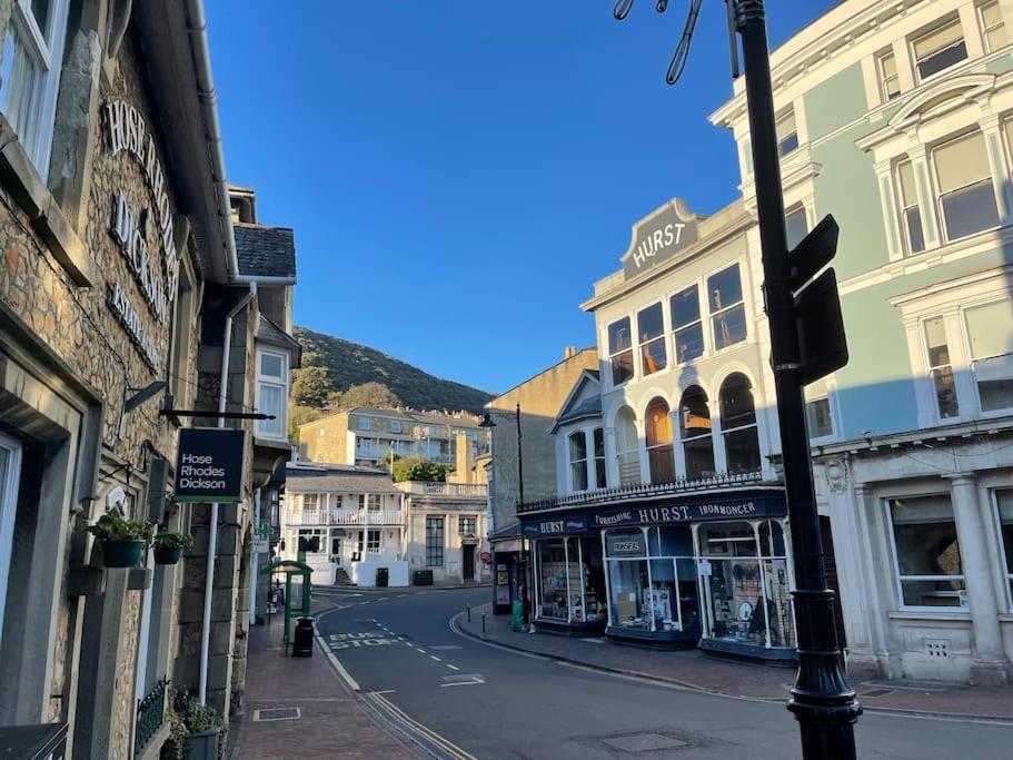 Top Deck - Fresh, Stylish Seaside Apartment Ventnor Bagian luar foto